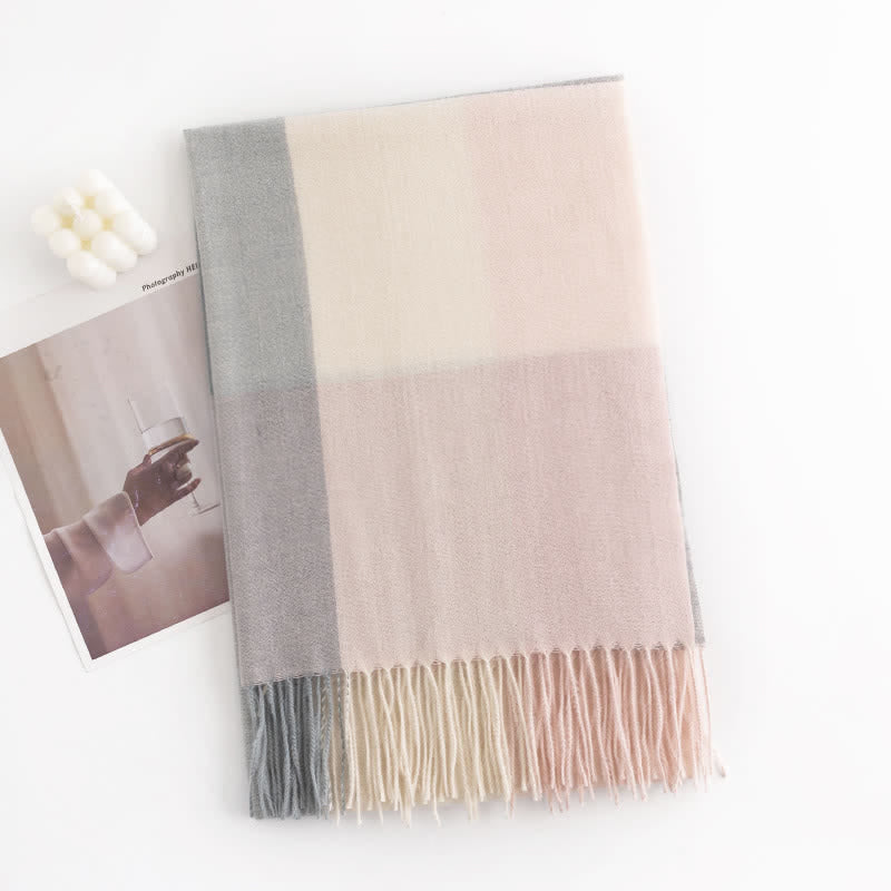 Sciarpa con nappe a quadri e scialle caldo da donna