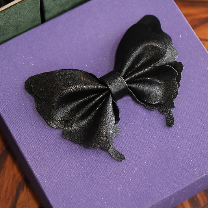 Papillon da uomo in pelle conciata al vegetale a forma di farfalla