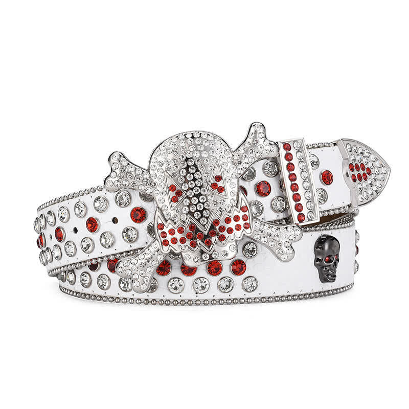 Cintura in pelle con decorazione in perline e strass a forma di teschio di roccia