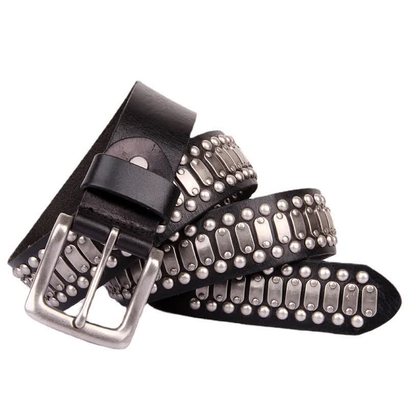 Cintura in pelle con borchie e rivetti in metallo casual e cool