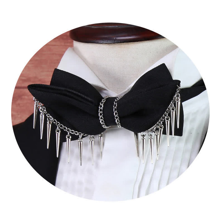 Papillon con nappe a catena con rivetti in stile punk da uomo
