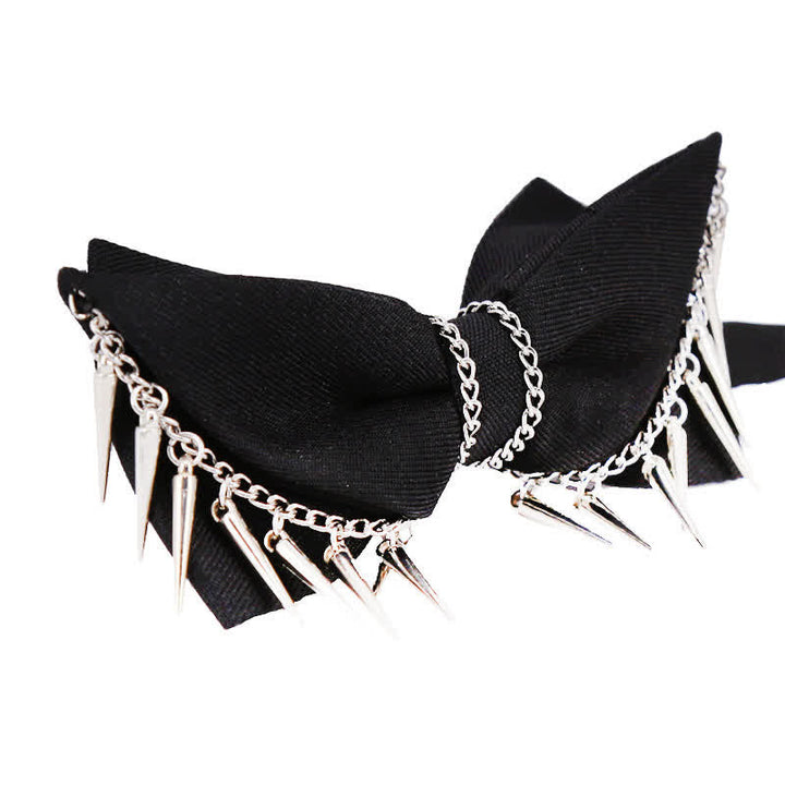 Papillon con nappe a catena con rivetti in stile punk da uomo