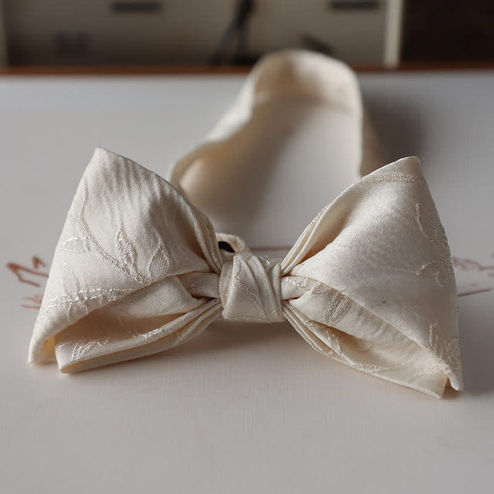 Papillon elegante da uomo in tinta unita bianco avorio