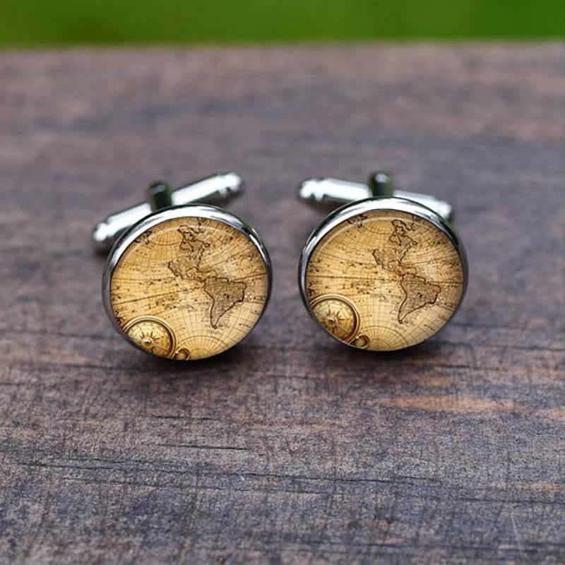 Gemelli da uomo con mappa delle città del mondo vintage