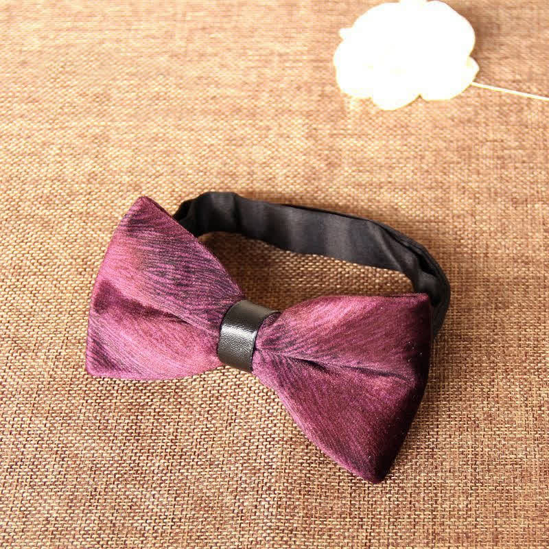 Papillon da uomo elegante e lussuoso in velluto per banchetto
