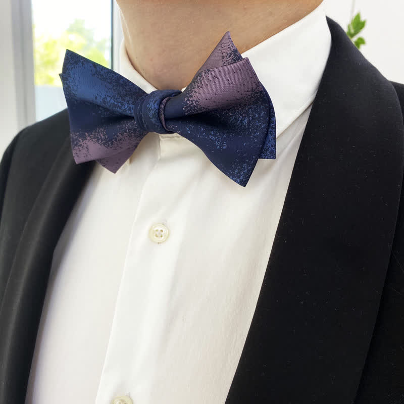 Papillon da sposa blu e viola da sogno per uomo
