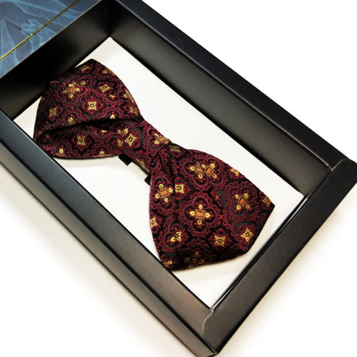 Papillon oversize a punta con ricamo rosso scuro e oro da uomo