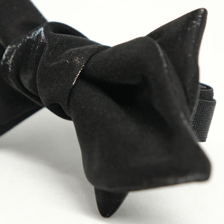 Papillon da uomo a forma di barba giocosa, nero lucido