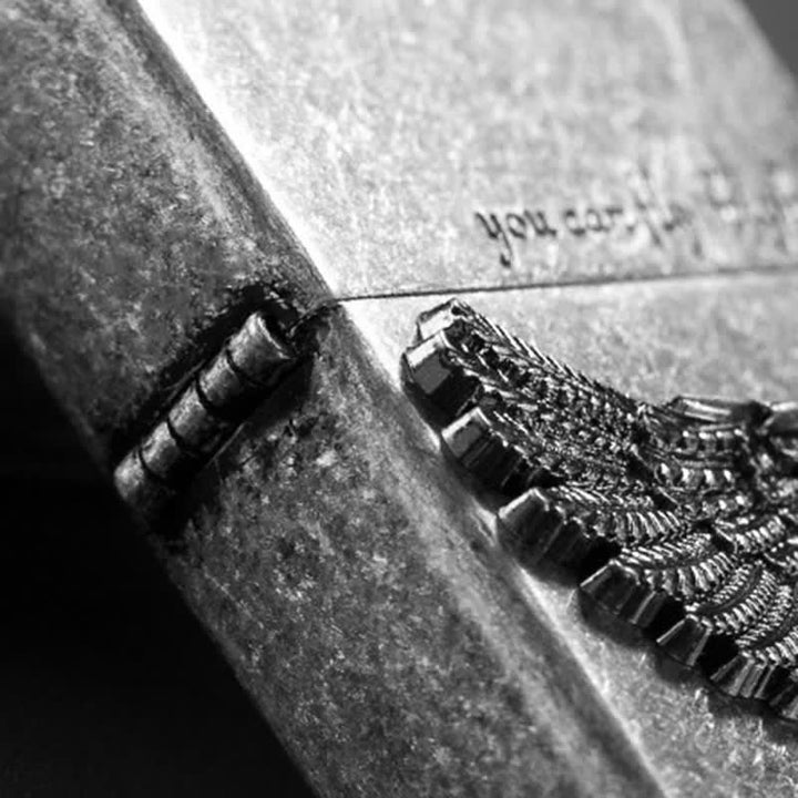 Accendino a cherosene ricaricabile Flying Angel Wings