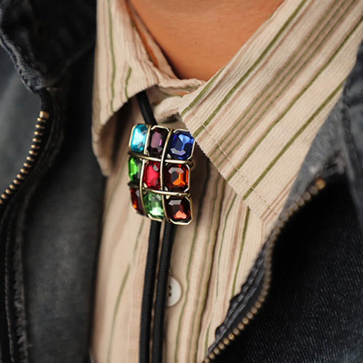Cravatta Bolo con pietra preziosa e cubo a mosaico geometrico