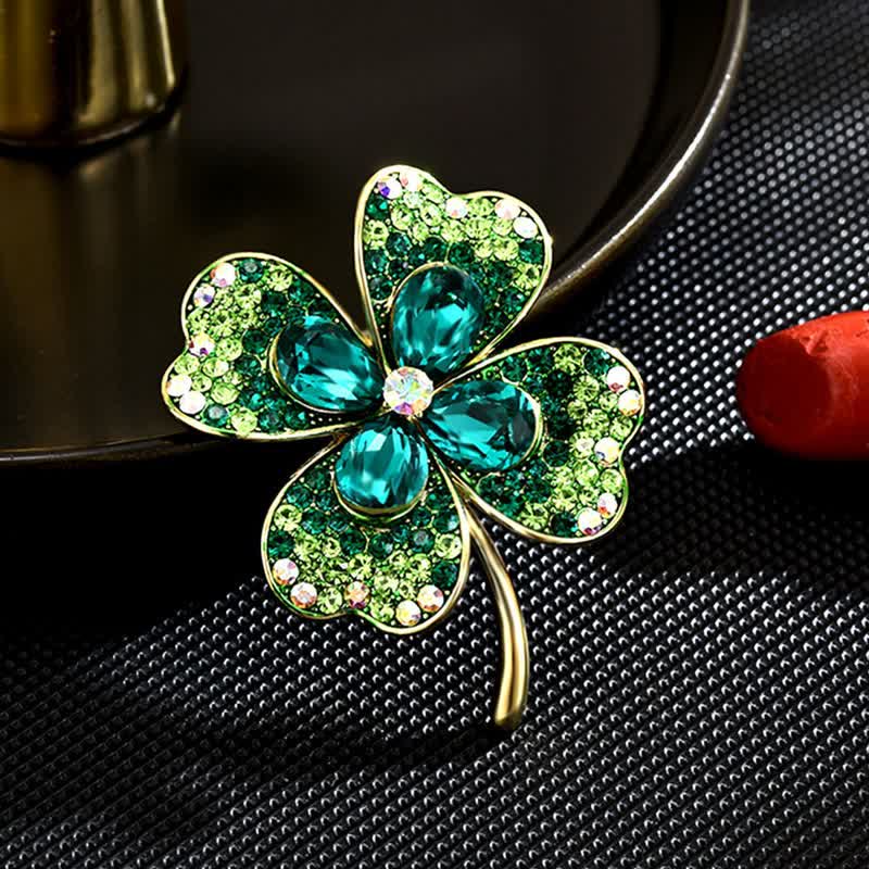 Spilla da donna con quadrifoglio fortunato verde