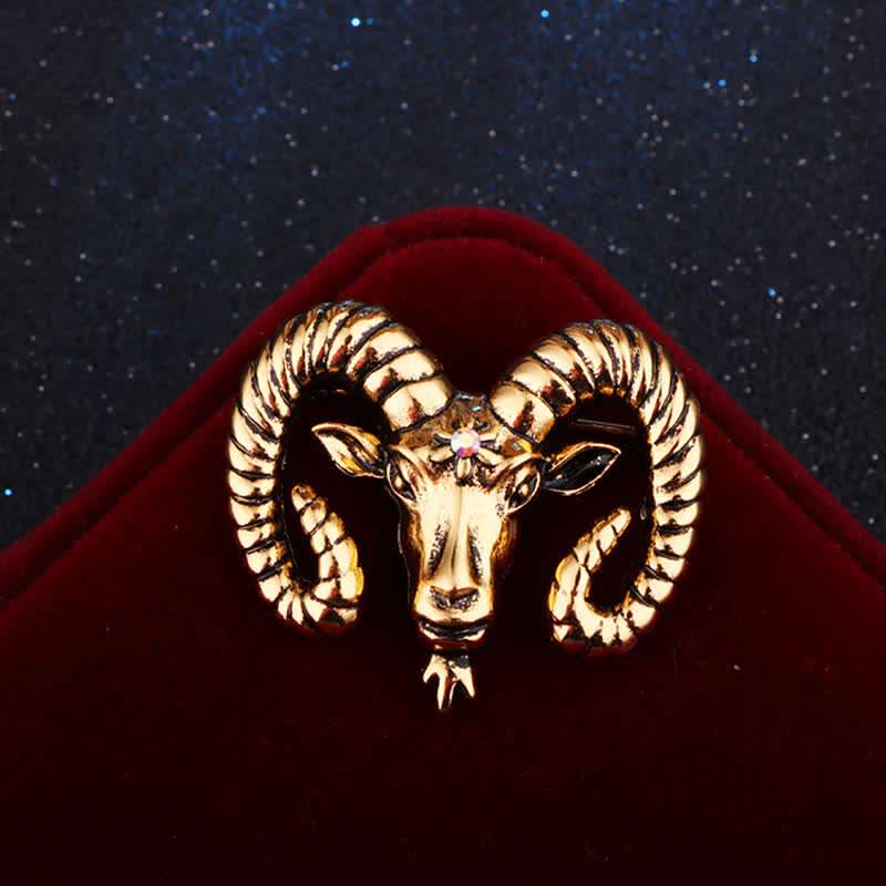 Spilla con testa di ariete da uomo, accessorio per animali