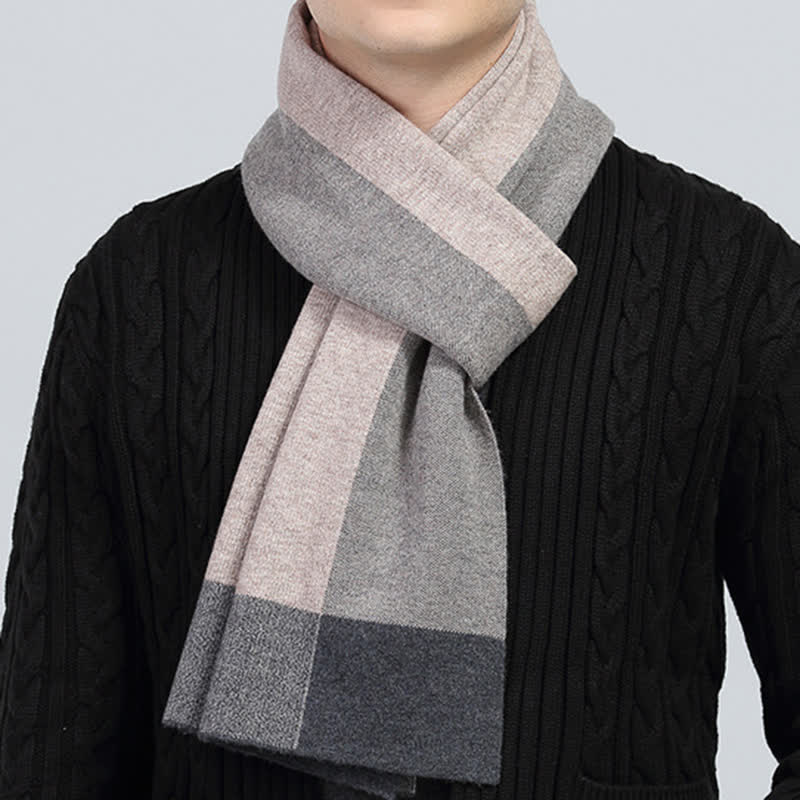 Sciarpa da uomo in lana a quadri e blocchi di colore a contrasto