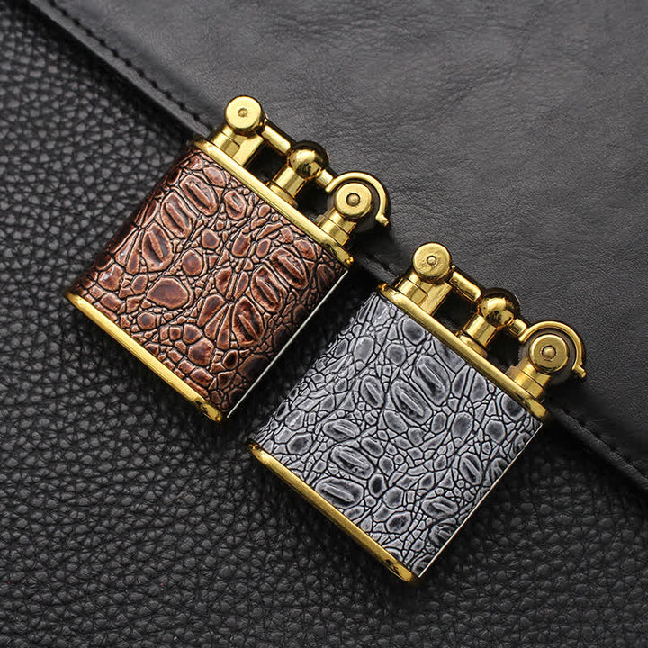 Accendino a butano ricaricabile in similpelle con fiamma libera regolabile