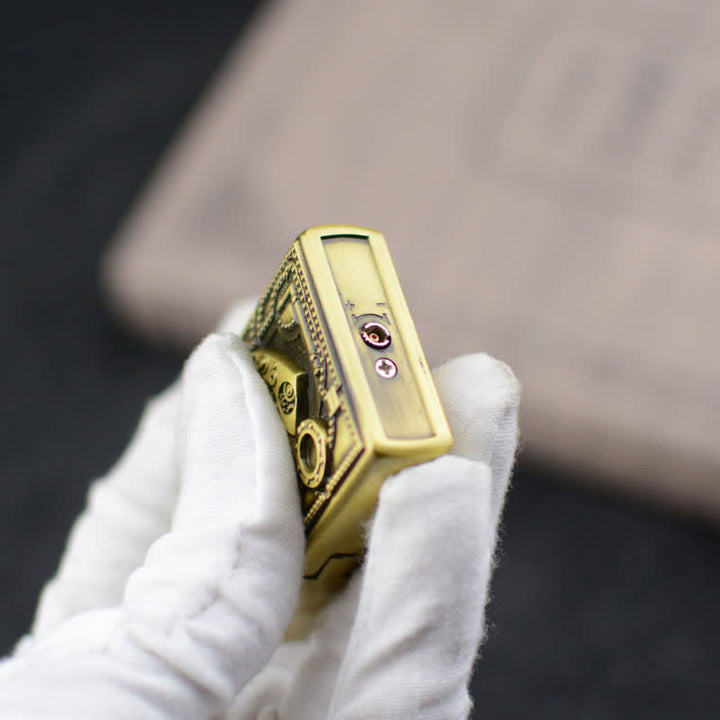 Accendino a butano ricaricabile con design a cuore in rilievo meccanico