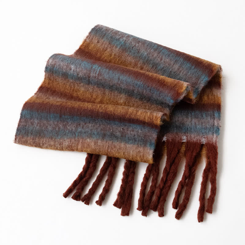 Sciarpa unisex in mohair con nappe a contrasto di colore arcobaleno