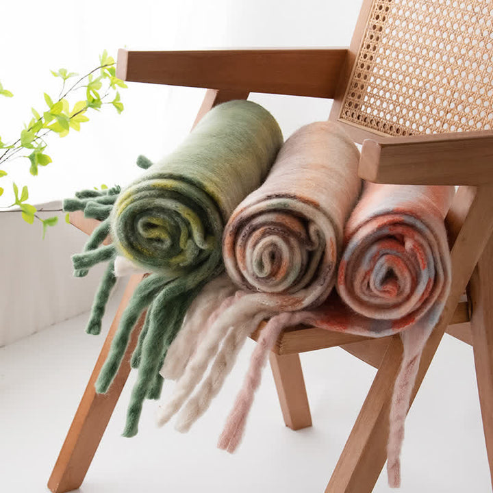 Sciarpa unisex in mohair con nappe a contrasto di colore arcobaleno