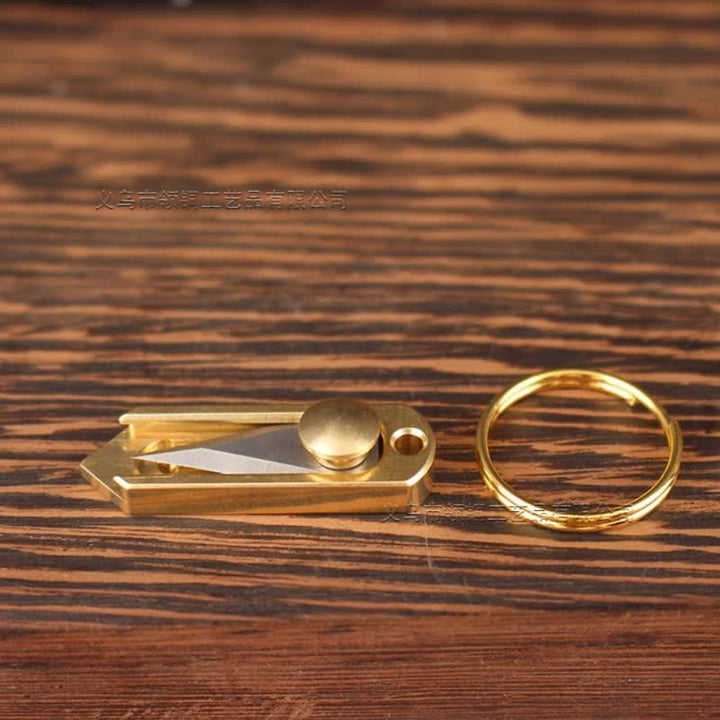 Portachiavi con lama a spinta in ottone mini EDC Tool