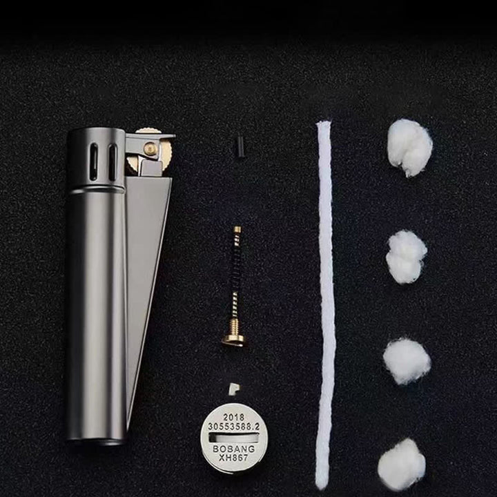 Accendino a cherosene ricaricabile cilindrico semplice ed elegante