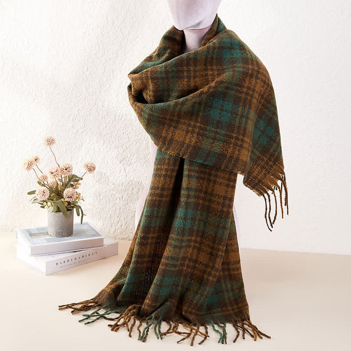 Sciarpa unisex di lusso in stile britannico con motivo a quadri e nappe