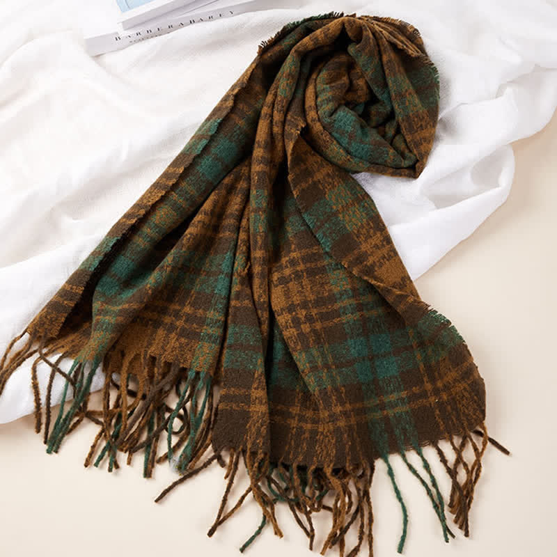 Sciarpa unisex di lusso in stile britannico con motivo a quadri e nappe