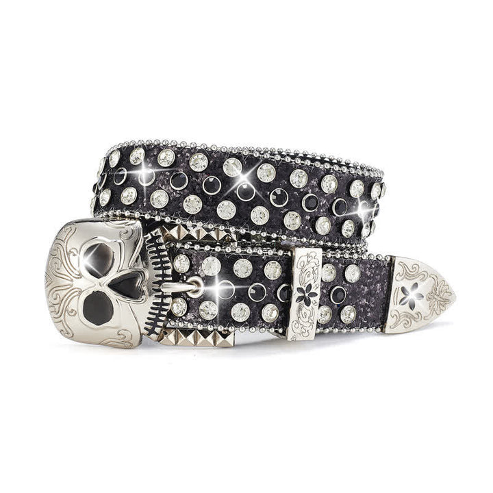 Cintura in pelle con fibbia a teschio e strass borchiati da streetwear