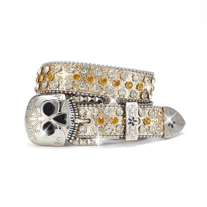 Cintura in pelle con fibbia a teschio e strass borchiati da streetwear