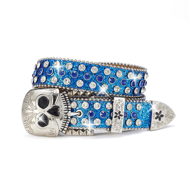 Cintura in pelle con fibbia a teschio e strass borchiati da streetwear