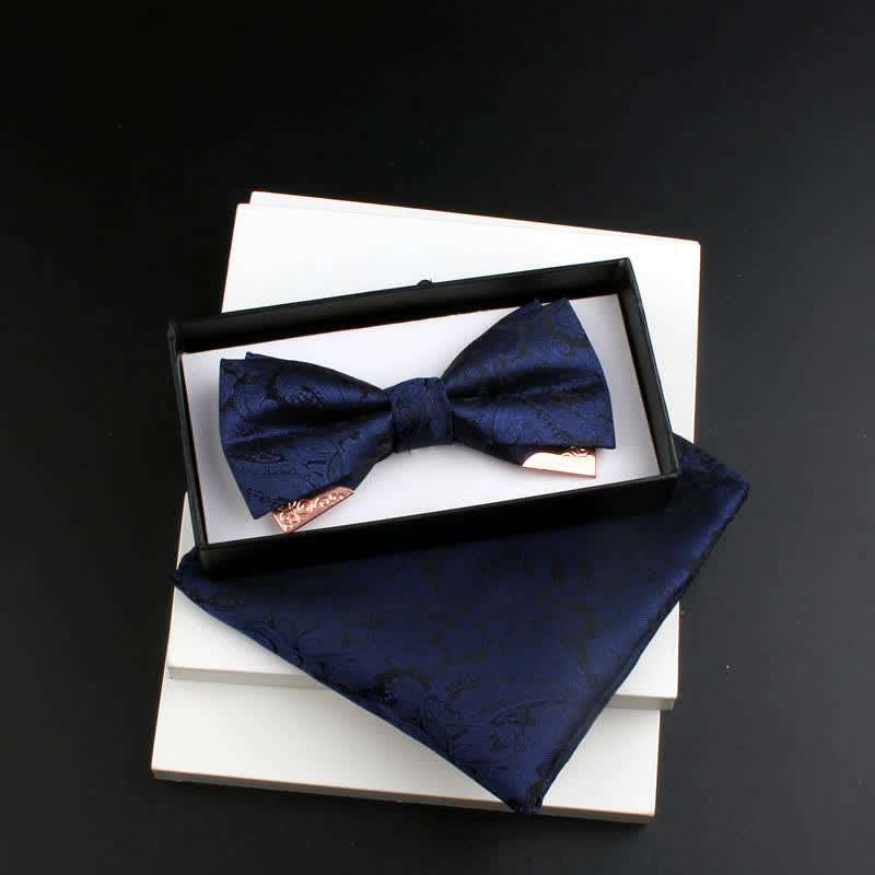 Set di 2 papillon con decorazioni in metallo dorato e motivo Paisley a doppio strato da uomo