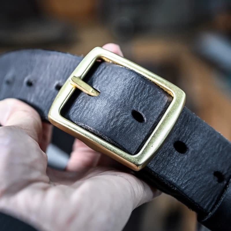 Cintura casual in pelle invecchiata fatta a mano con fibbia in ottone