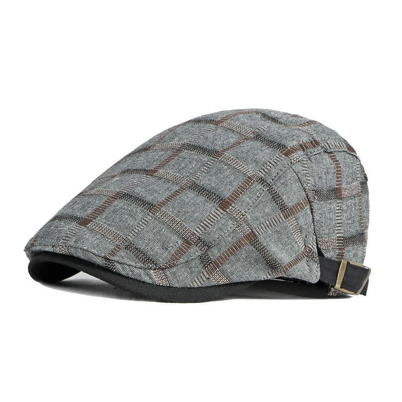 Cappello basco con motivo a quadri semplice e colore a contrasto