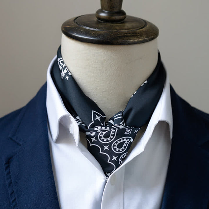 Grande ed elegante sciarpa quadrata stampata Paisley classica in stile britannico