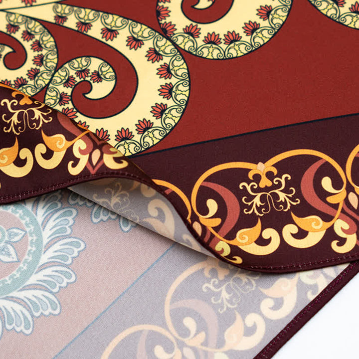 Grande ed elegante sciarpa quadrata stampata Paisley classica in stile britannico