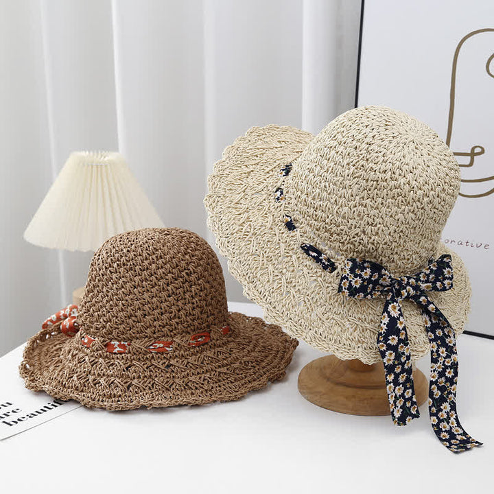 Cappello di paglia pieghevole con decorazione floreale a nastro da donna