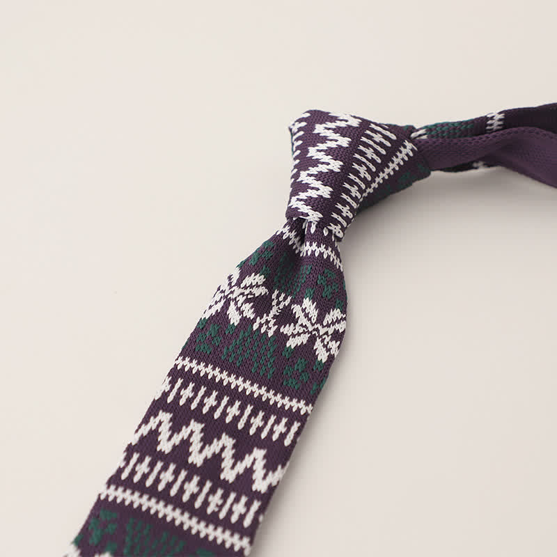 Cravatta lavorata a maglia con motivo a pois e fiocchi di neve da uomo