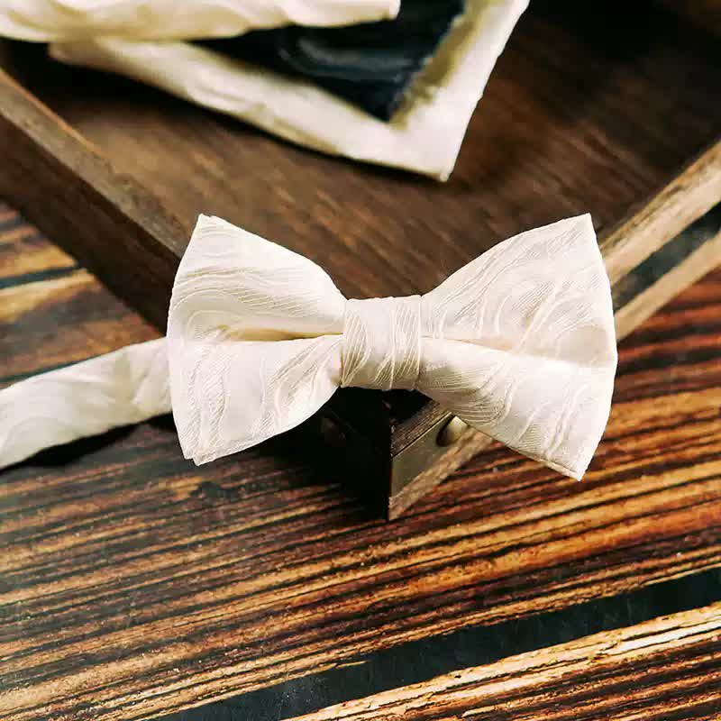 2 pezzi Papillon con motivo a vite tridimensionale da uomo