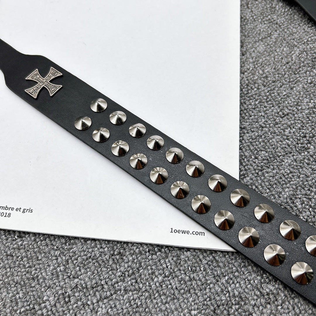 Cintura con motivo a croce di Pasqua, punk, rivetto, cinturino in pelle