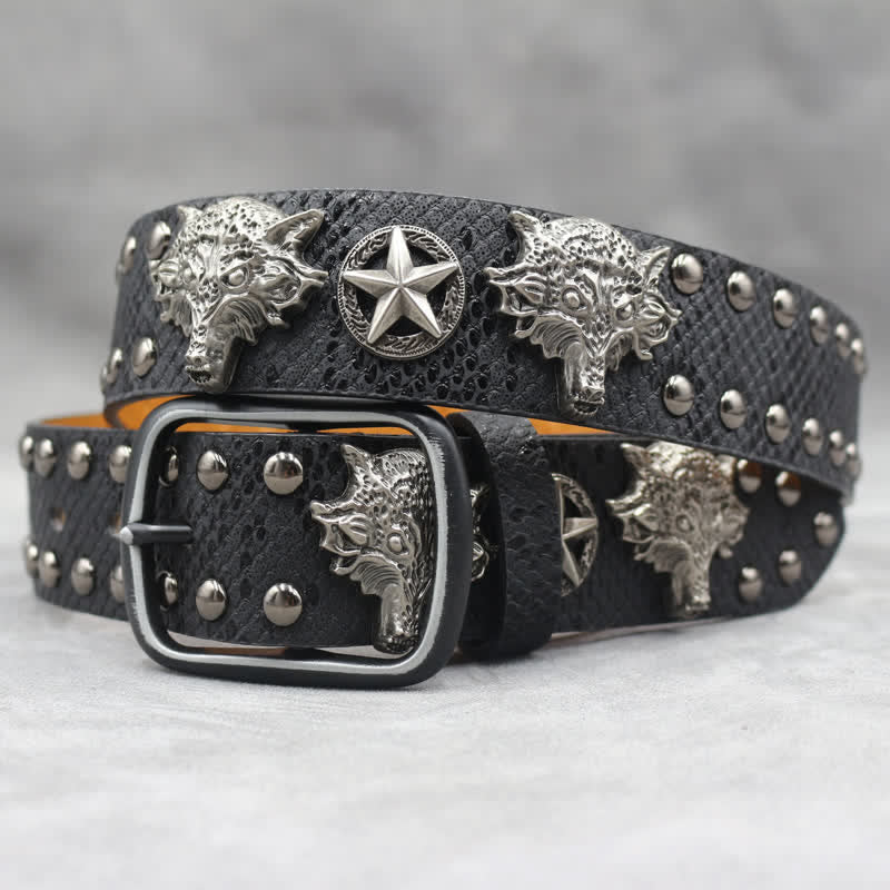 Cintura in pelle stampata in pelle di serpente nera con rivetto a testa di lupo in argento antico