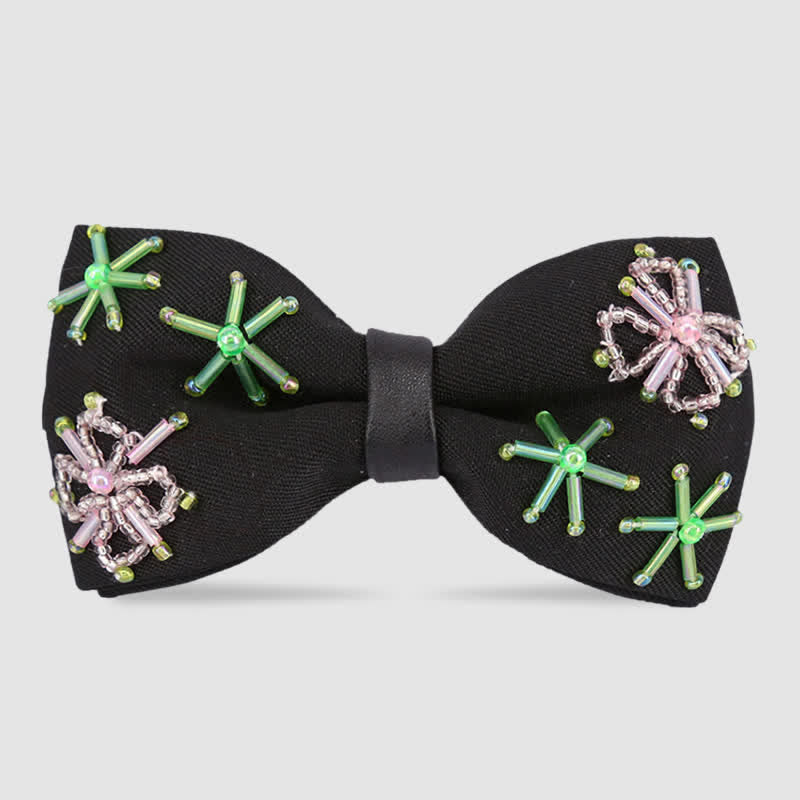 Papillon nero con ricamo di perline a forma di fiore