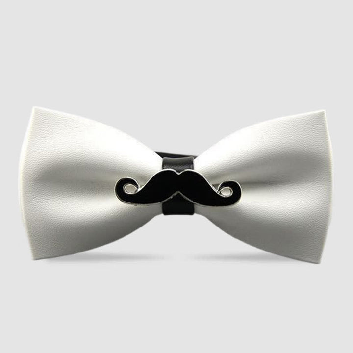 Papillon in pelle con baffi in metallo da uomo
