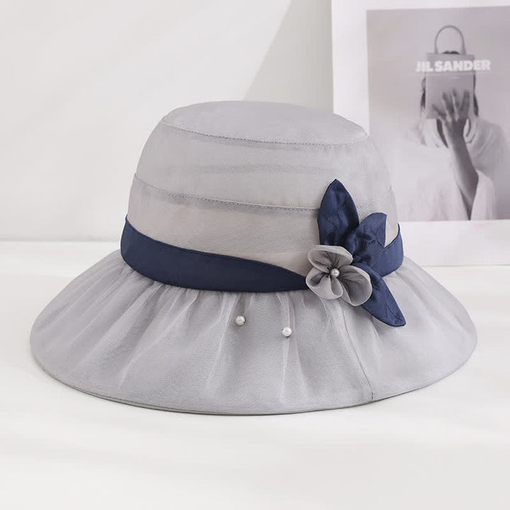 Cappello da sole da donna in seta a tesa larga con motivo floreale decorato con perle