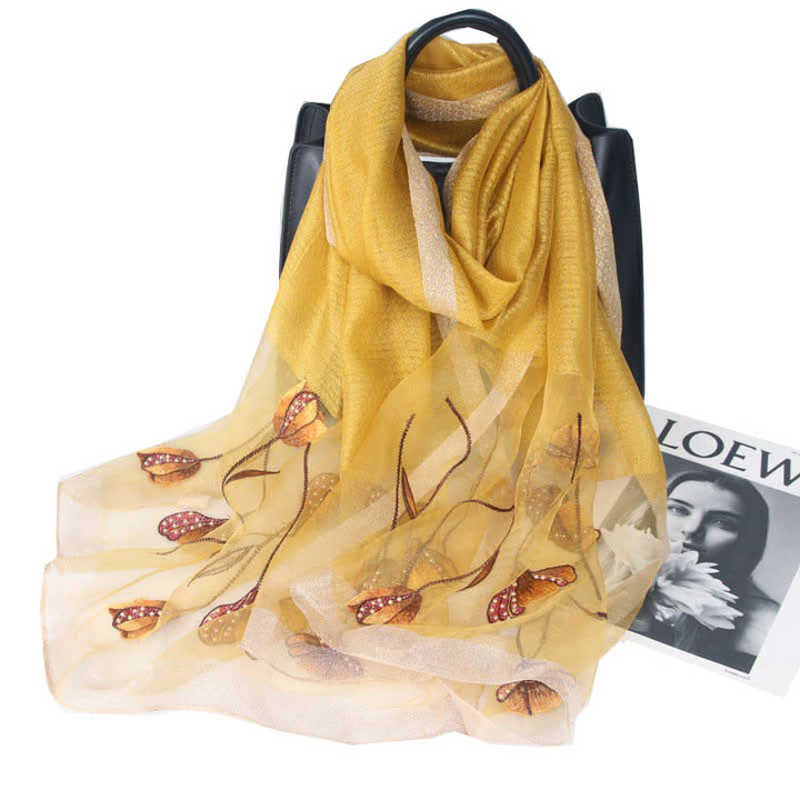 Sciarpa da donna in lana e seta con perline ricamate a mano e motivi floreali