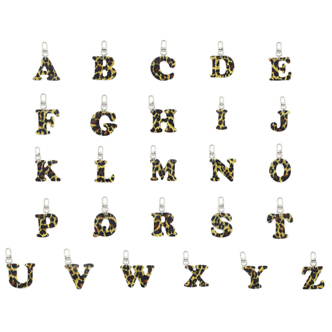 Portachiavi con ciondolo a forma di lettera con stampa leopardata e cappello da cowboy - image 8