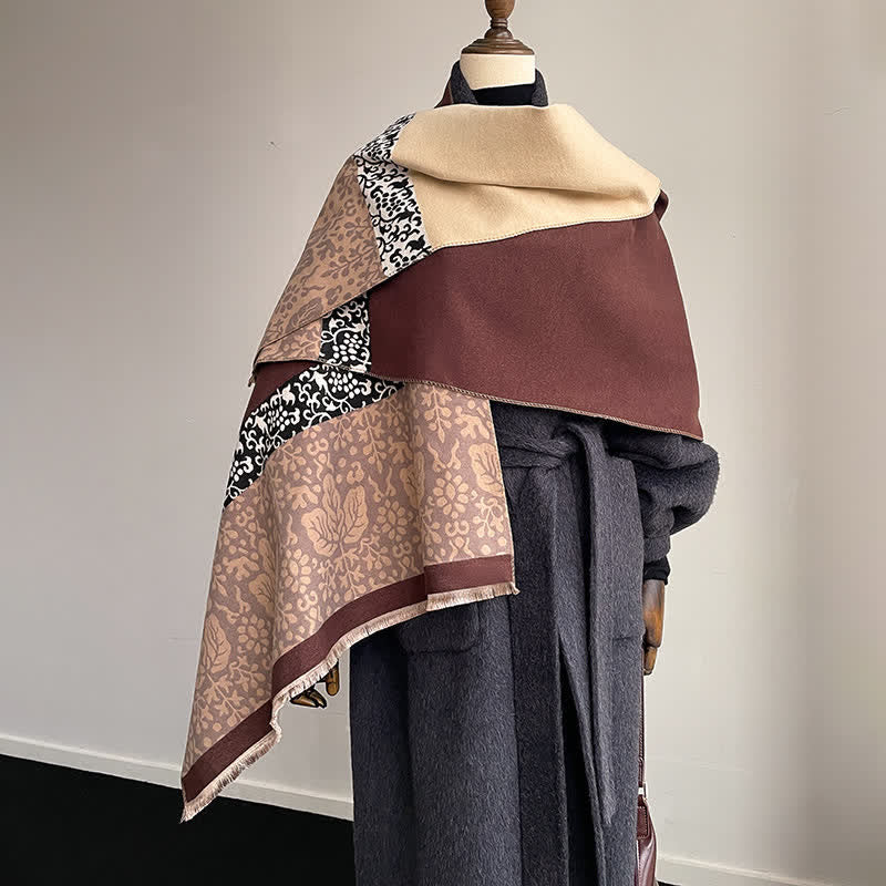 Sciarpa calda con motivo a fiori e foglie in stile patchwork - image 6