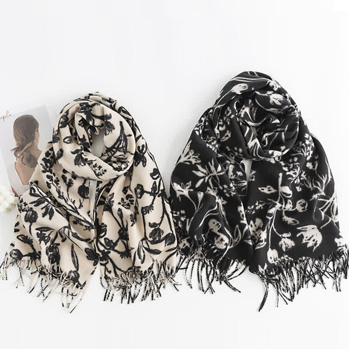 Sciarpa botanica con fiori dolci color crema da donna