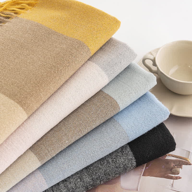 Sciarpa con nappe a quadri e scialle caldo da donna