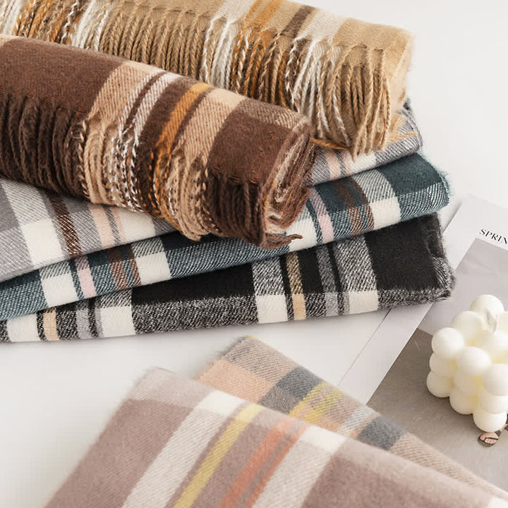 Sciarpa con frange a quadri britannici versatile da donna