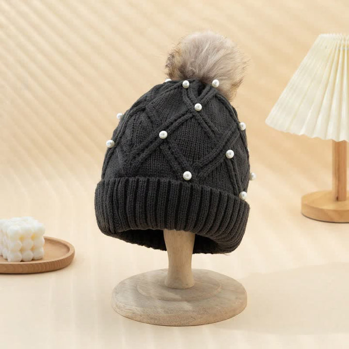 Cappello lavorato a maglia elasticizzata con pompon e perle carine da donna