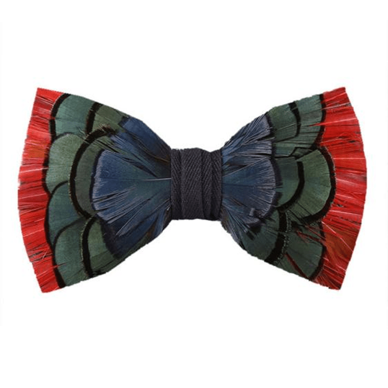 Papillon con piume blu-verdastre arancioni con spilla da bavero