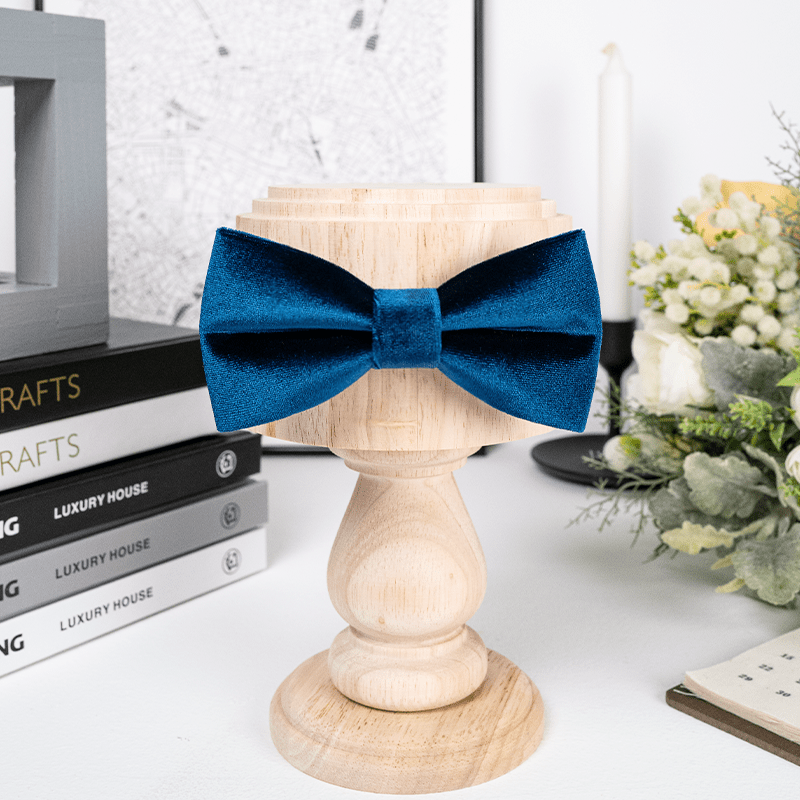 Papillon da uomo in velluto blu di Prussia tinta unita